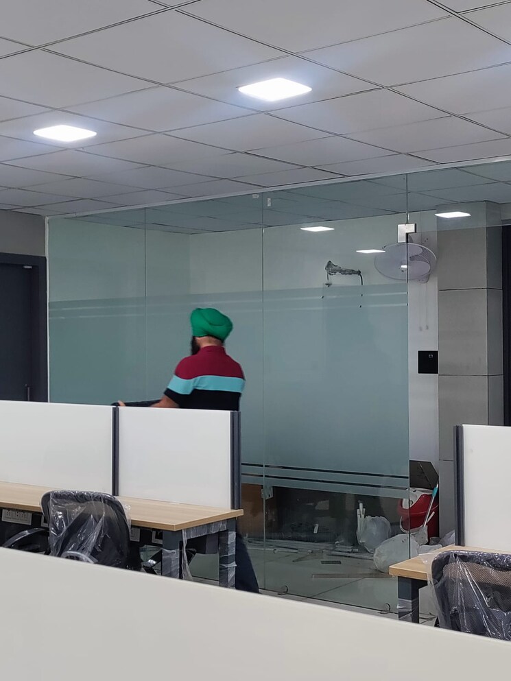 Team Area, subhash nagar Commercial Office Space 3000 Sq.Ft. In Subhash Nagar Delhi 9681655