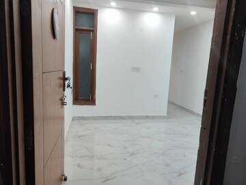 Room in 1 BHK Builder Floor at Saket – for Rent