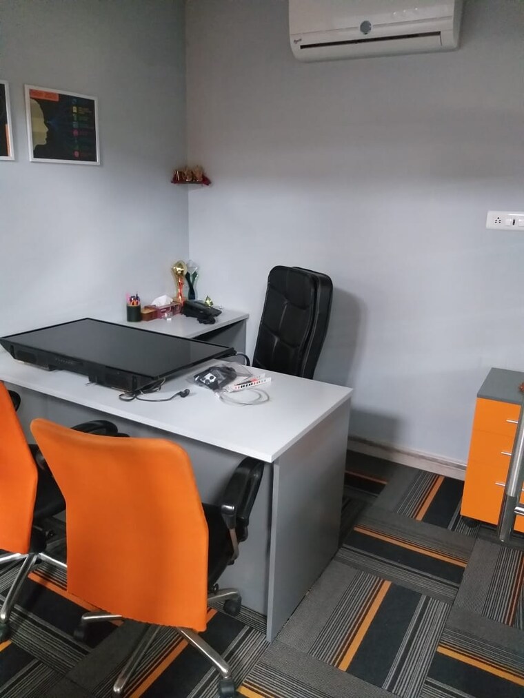 Team Area, janakpuri Commercial Office Space 3000 Sq.Ft. In Janakpuri Delhi 9681668