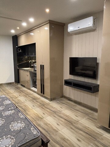 Room in Studio Builder Floor at Sector 38 – for Rent