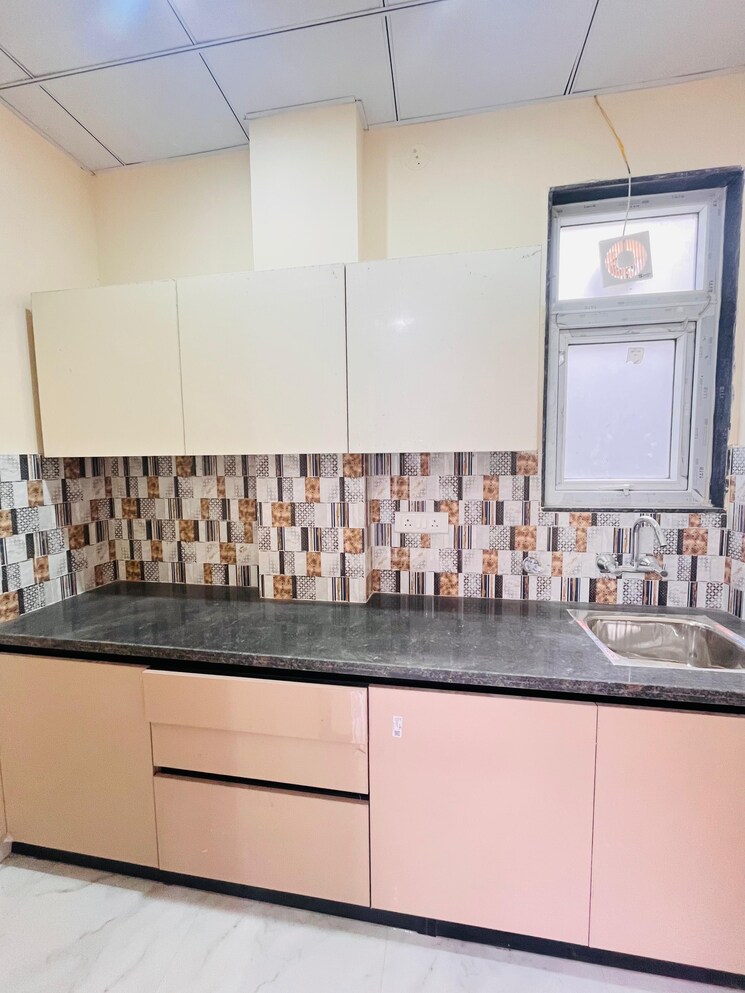 Kitchen, sector 47 Studio 647 Sq.Ft. Builder Floor In Sector 47 Gurgaon 9681708