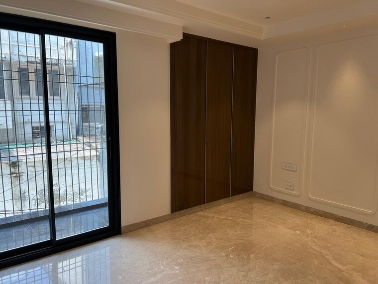 Room, sector 83 5 Bedroom 3736 Sq.Ft. Builder Floor In Sector 83 Gurgaon 9681720