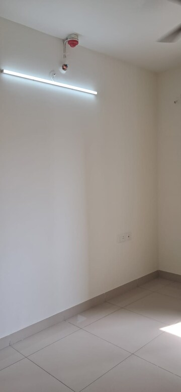 Room in 2 BHK Apartment at Tata Avaha, Ranjnoli – for Rent