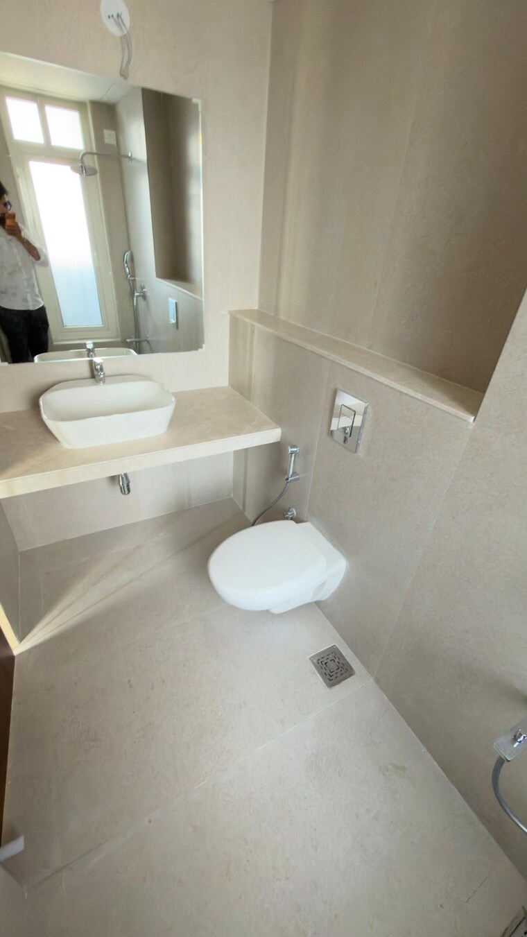 Bathroom, courtyard-by-narang-realty-and-the-wadhwa-group 2 Bedroom 830 Sq.Ft. Apartment In Pokhran Road No Two Thane 9681748