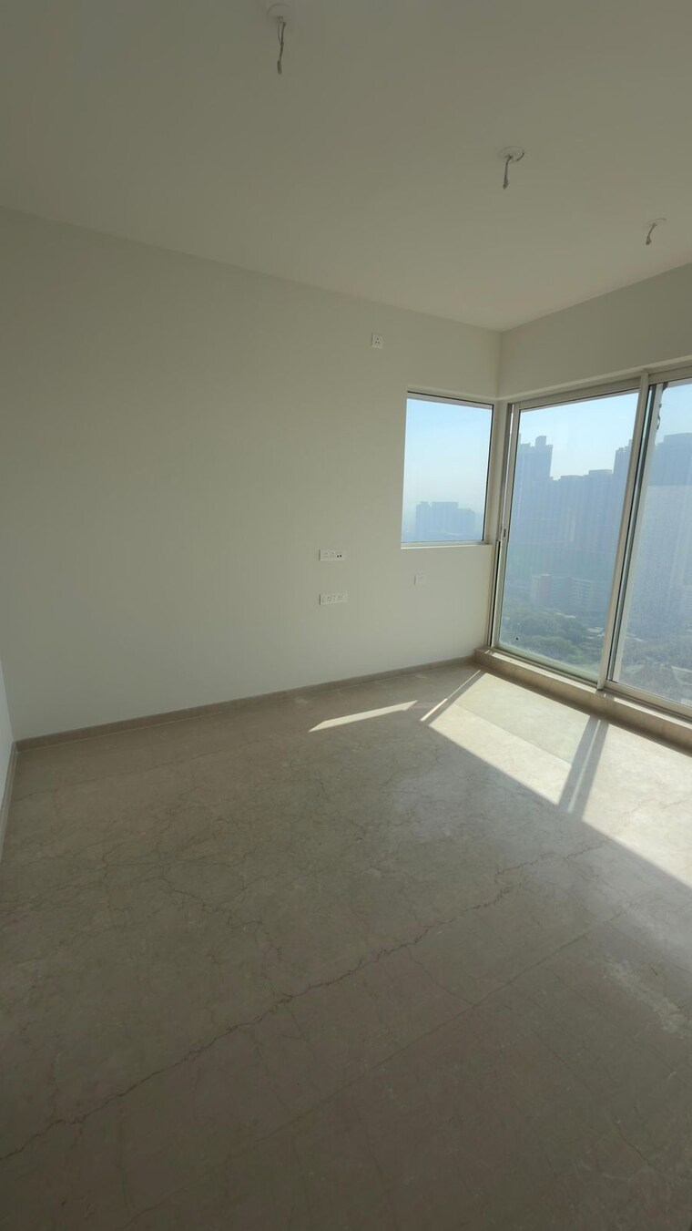 Room, courtyard-by-narang-realty-and-the-wadhwa-group 2 Bedroom 830 Sq.Ft. Apartment In Pokhran Road No Two Thane 9681748