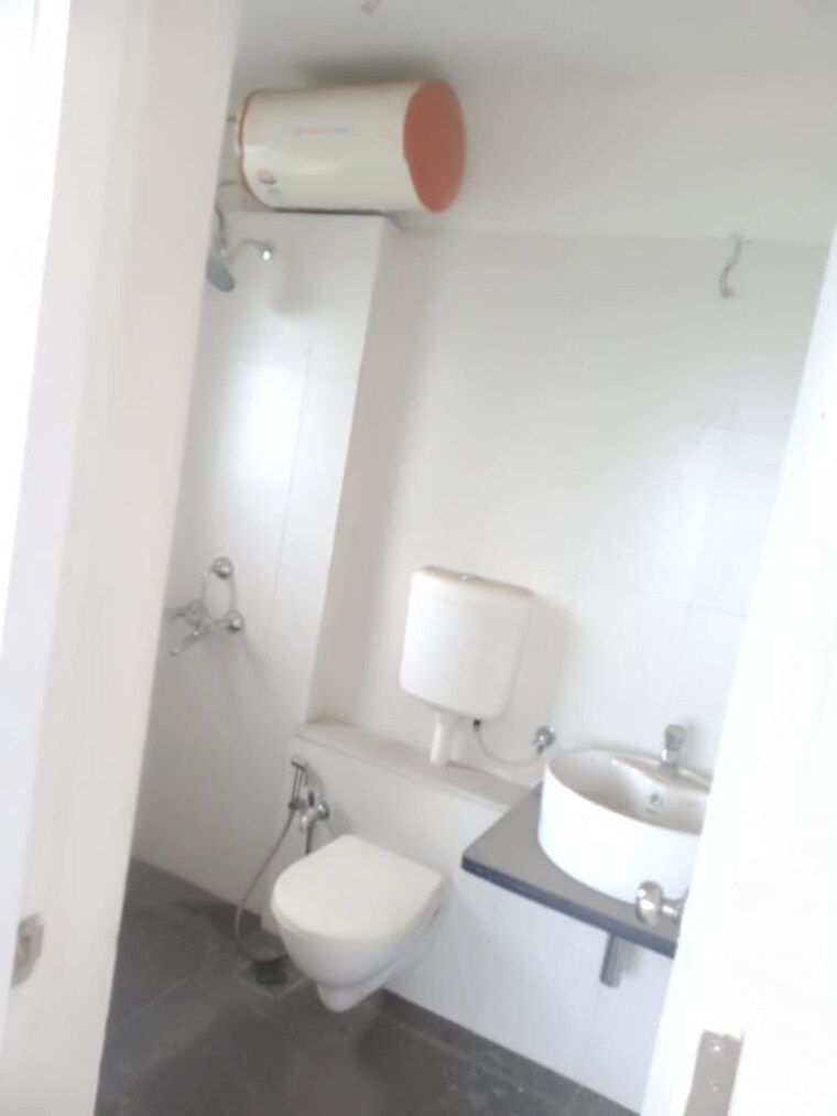 Bathroom, tata-avaha 2 Bedroom 612 Sq.Ft. Apartment In Ranjnoli Thane 9681750