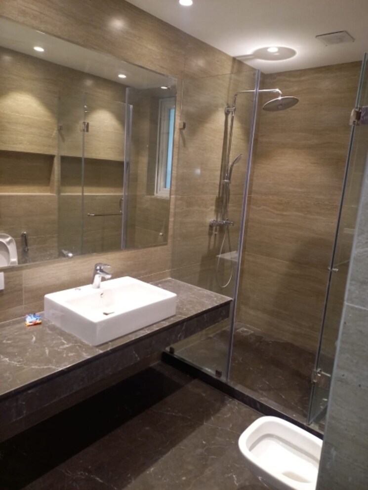 Attached Bathroom, kalkaji 3 Bedroom 2000 Sq.Ft. Builder Floor In Kalkaji Delhi 9681756
