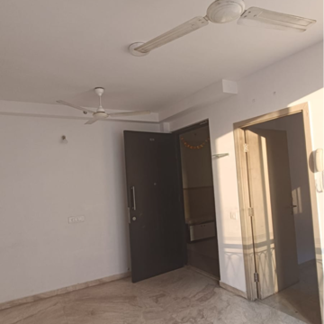 Building Lobby in 1 BHK Apartment at Hiranandani The Walk Castalia, Hiranandani Estate – for Rent