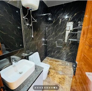 Team Area in 4 BHK Builder Floor at Emaar Emerald Floors, Sector 65 – for Rent