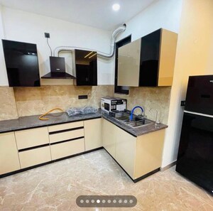 Team Area in 4 BHK Builder Floor at Emaar Emerald Floors, Sector 65 – for Rent