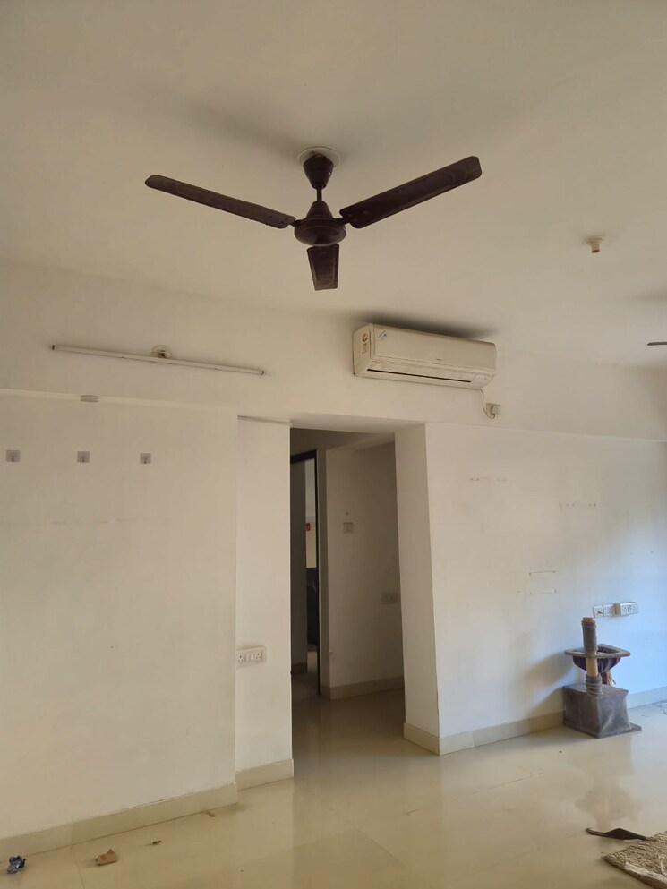 Room, lodha-splendora-platino 2.5 Bedroom 849 Sq.Ft. Apartment In Ghodbunder Road Thane 9681787