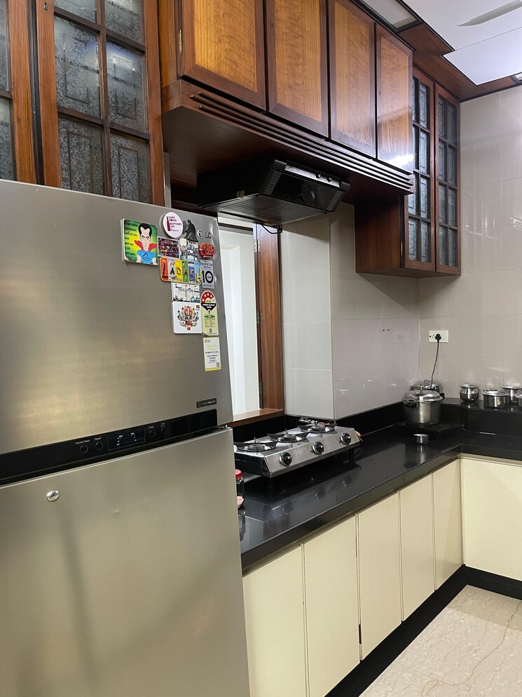 Kitchen, reputed-hrishikesh-apartment 3 Bedroom 1700 Sq.Ft. Apartment In Prabhadevi Mumbai 9681805