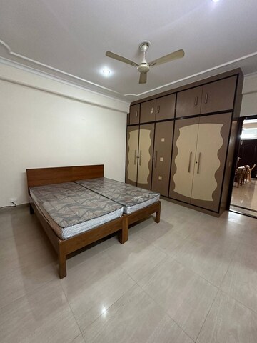 Room in 3 BHK Apartment at Experion Windchants, Sector 112 – for Rent