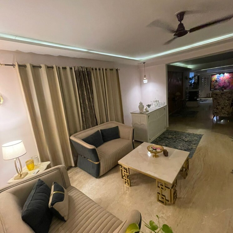 Dinning Area, palam vihar Pg For Boys & Girls In Palam Vihar 9681809