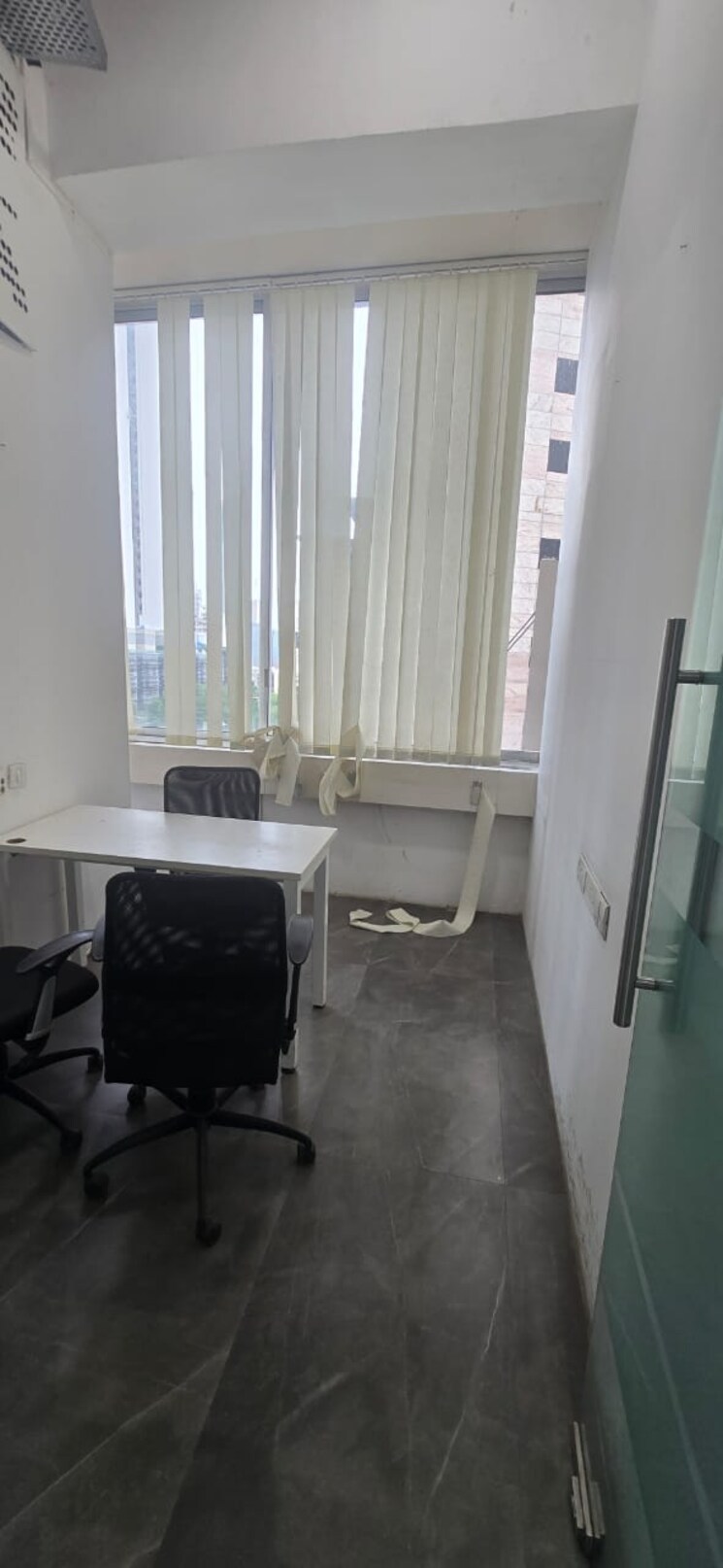 Team Area, sun-palazzo Commercial Office Space 3821 Sq.Ft. In Lower Parel Mumbai 9681808