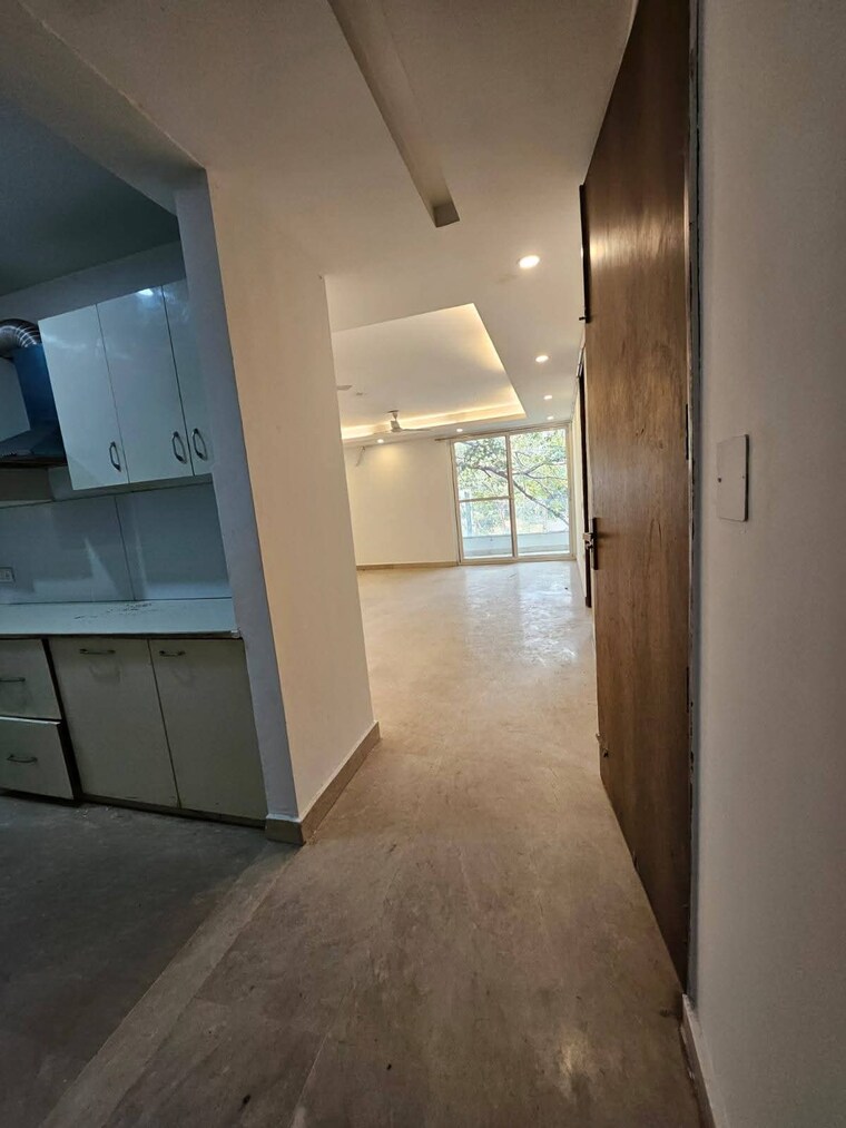 Room, hero-homes-gurgaon 3 Bedroom 884 Sq.Ft. Apartment In Sector 104 Gurgaon 9681814