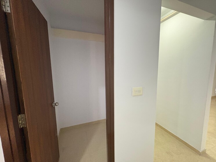 Room, lodha-lakeshore-greens 3 Bedroom 850 Sq.Ft. Apartment In Hedutane Thane 9681845