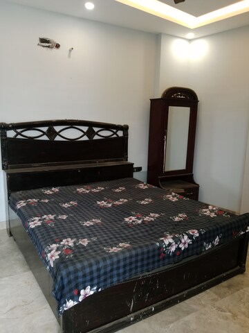 2 BHK Builder Floor For Rent in Shanti Nagar