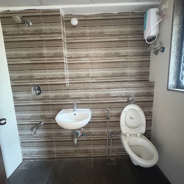 Bathroom, lodha-palava-city-lakeshore-greens 3 Bedroom 861 Sq.Ft. Apartment In Hedutane Thane 9681852