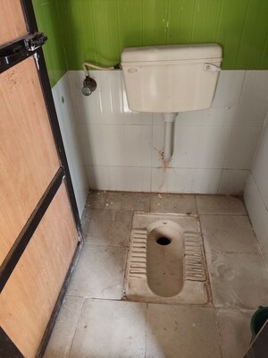 Bathroom in 2 BHK Apartment at Kailash Tower Nalasopara, Nalasopara East – for Rent