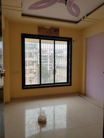 Room in 2 BHK Apartment at Kailash Tower Nalasopara, Nalasopara East – for Rent