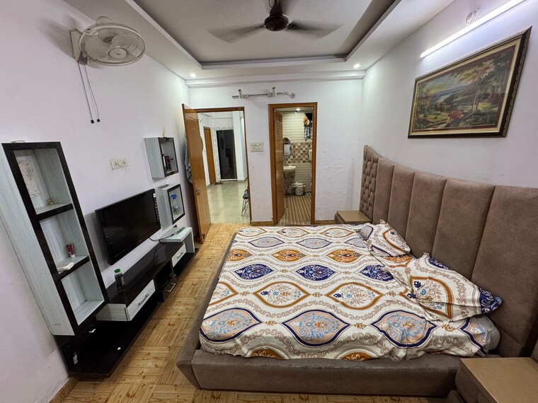 Room, gomti nagar Pg For Boys & Girls In Gomti Nagar 9681859