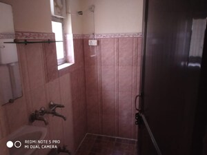 Bathroom in 1.5 BHK Apartment at Mayur Vihar – for Rent