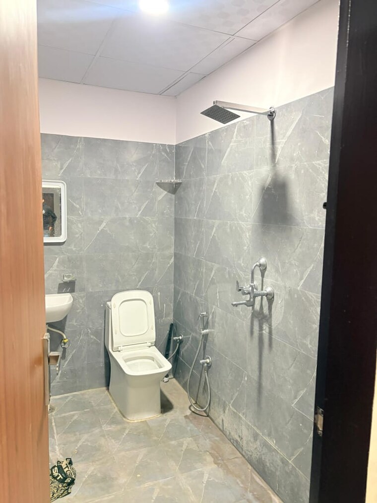 Bathroom, jagatpura Studio 450 Sq.Ft. Apartment In Jagatpura Jaipur 9681864
