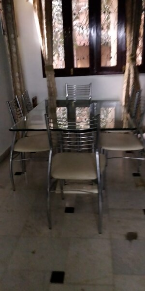 Staircase in 3.5 BHK Apartment at Mayur Vihar – for Rent