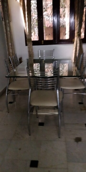 Staircase in 3.5 BHK Apartment at Mayur Vihar – for Rent