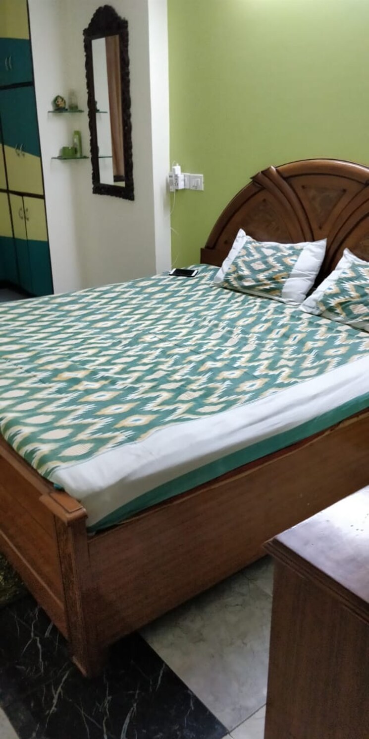 Bedroom, mayur vihar 3.5 Bedroom 1250 Sq.Ft. Apartment In Mayur Vihar Delhi 9681868