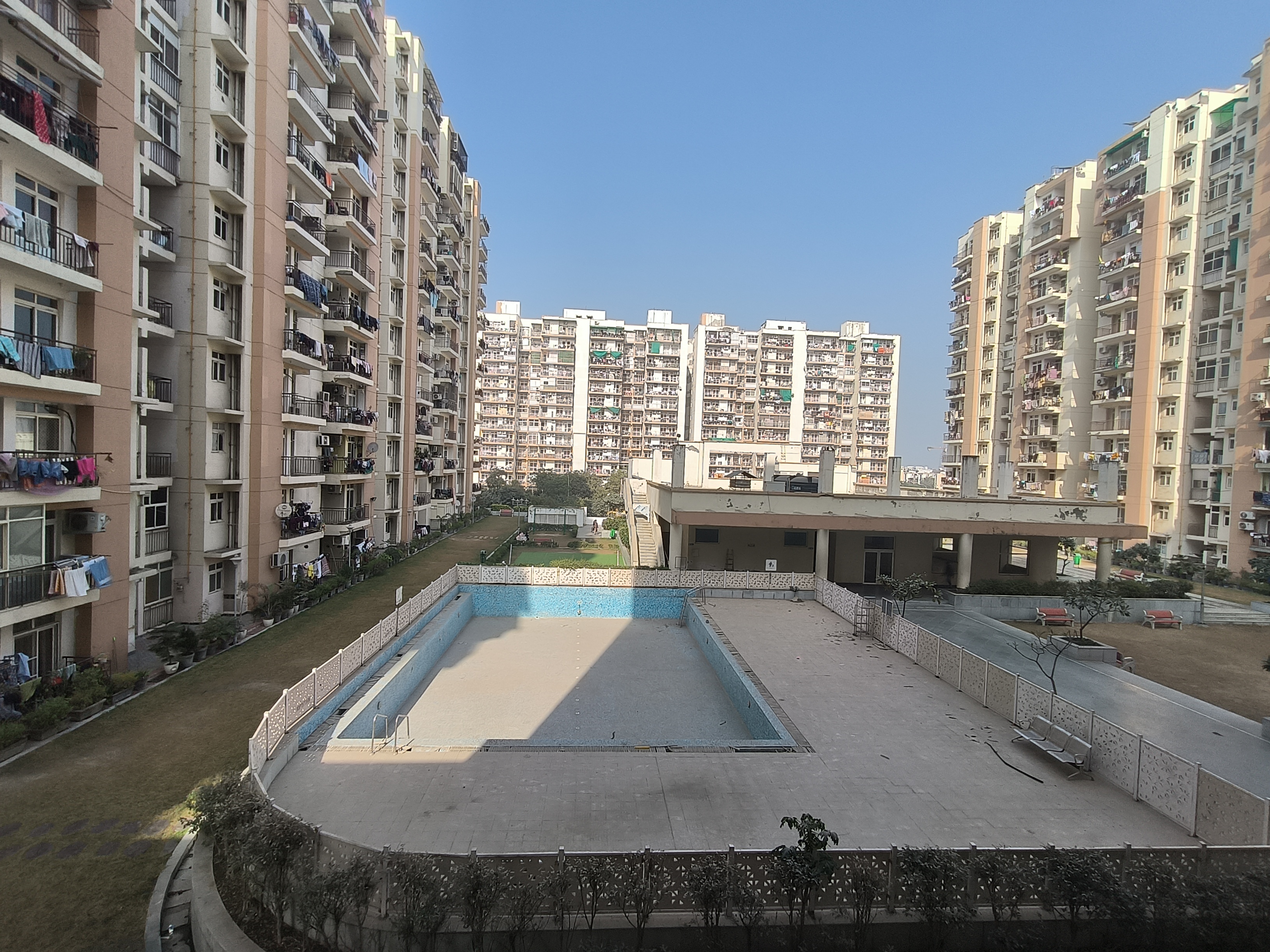 3 BHK Apartment For Rent in KLJ Platinum Heights