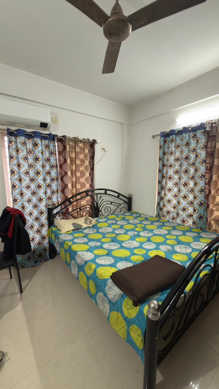 2 BHK + Servant Room 960 Sq.Ft. Apartment in Kundan Plaza