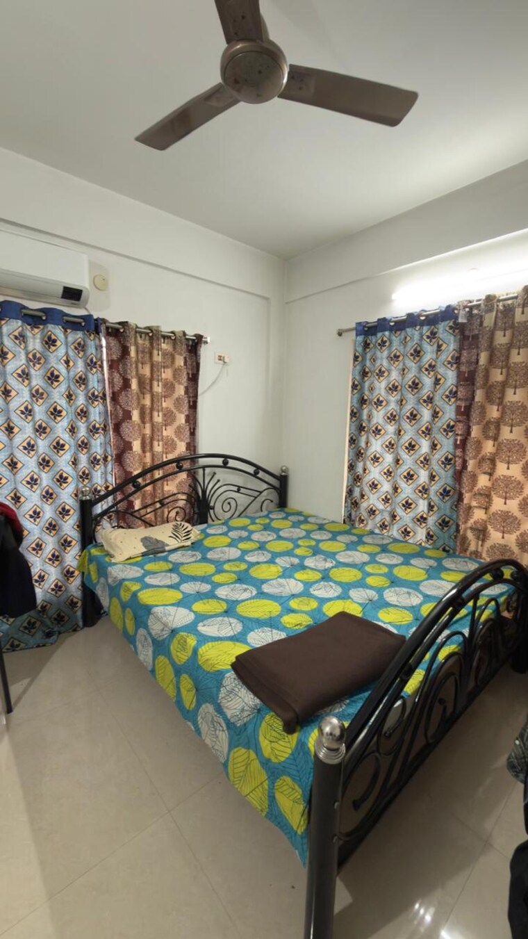 Bedroom, kundan-plaza 2 Bedroom 960 Sq.Ft. Apartment In Chinar Park Kolkata 9682155