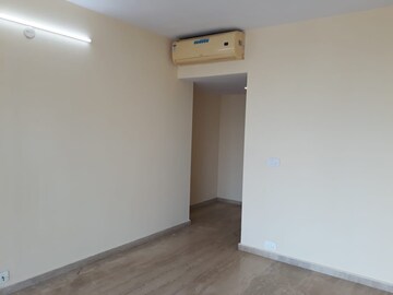 Room in 3 BHK Apartment at Rajyog Residency Goregaon, Goregaon West – for Sale