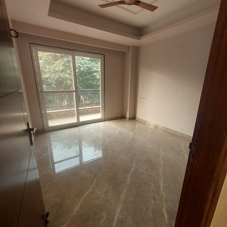 Room, vipul-greens 3 Bedroom 1800 Sq.Ft. Builder Floor In Sector 48 Gurgaon 9681975