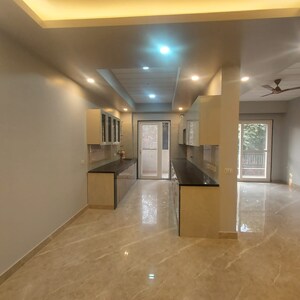 Room in 3 BHK Builder Floor at Vipul Greens, Sector 48 – for Sale