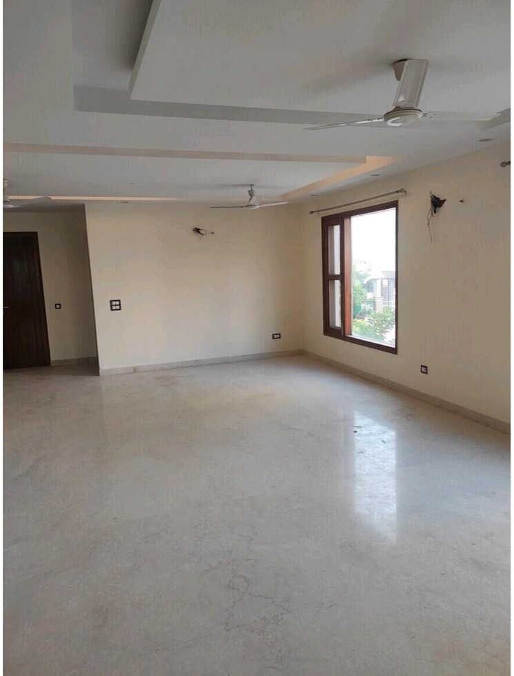 Living Room, sector 38 3 Bedroom 2100 Sq.Ft. Builder Floor In Sector 38 Gurgaon 9679430