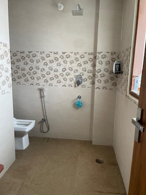 Bathroom in 3 BHK Builder Floor at Sector 31 – for Rent