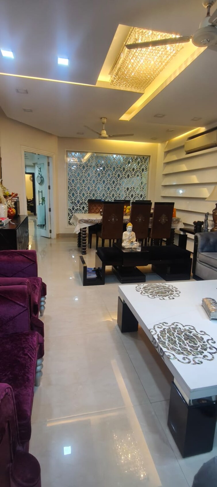 Cover Image, anand vihar 6+ Bedroom 185 Sq.Yd. Villa In Anand Vihar Delhi 9682027