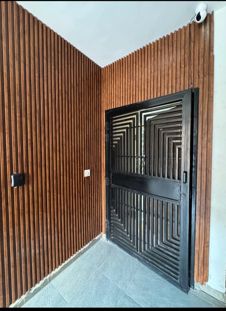 Room, vip road 2 Bedroom 1150 Sq.Ft. Apartment In Vip Road Zirakpur 9682048