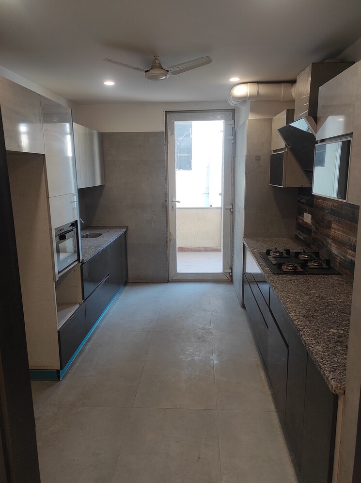 Kitchen, south city 1 4 Bedroom 3200 Sq.Ft. Builder Floor In South City 1 Gurgaon 9682065