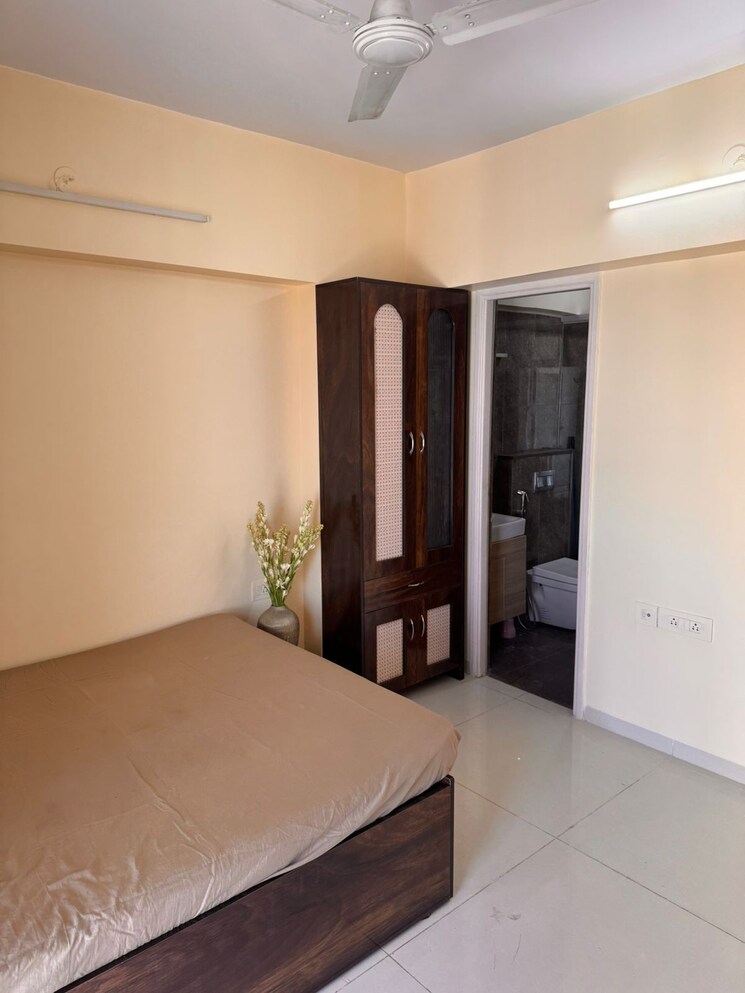 Room, sd-shree-vighneshwar-heights 3 Bedroom 1100 Sq.Ft. Apartment In Andheri West Mumbai 9682064