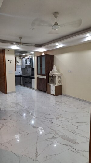 Living Room in 2 BHK Builder Floor at Sector 46 – for Rent