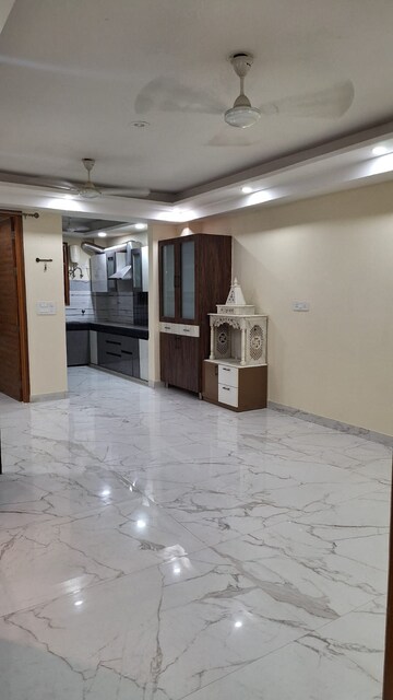 Living Room in 2 BHK Builder Floor at Sector 46 – for Rent