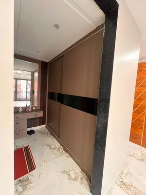 Kitchen in 4 BHK Builder Floor at Sector 46 – for Rent