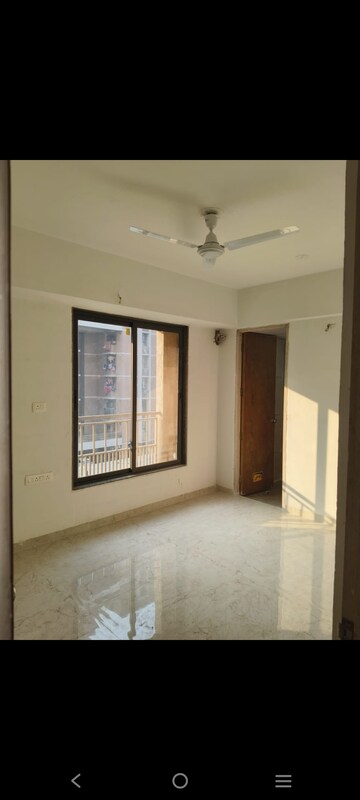 Room in 3 BHK Apartment at Shivanta The Taurus, Near Vaishno Devi Circle On Sg Highway – for Rent