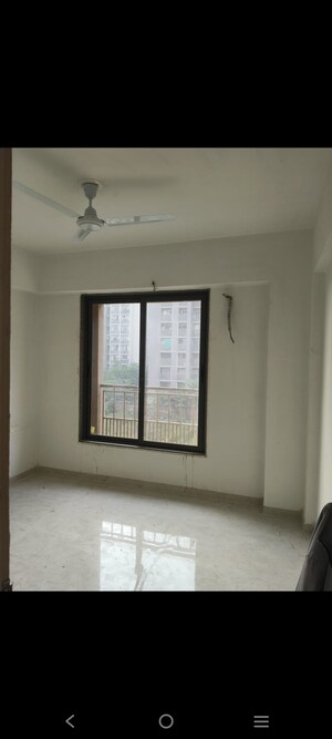 Room in 3 BHK Apartment at Shivanta The Taurus, Near Vaishno Devi Circle On Sg Highway – for Rent