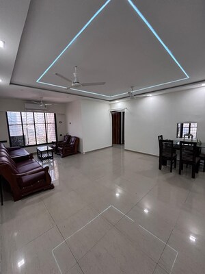 2 BHK Apartment For Rent in Andheri West