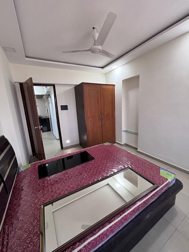 Bedroom, andheri west 2 Bedroom 700 Sq.Ft. Apartment In Andheri West Mumbai 9682106